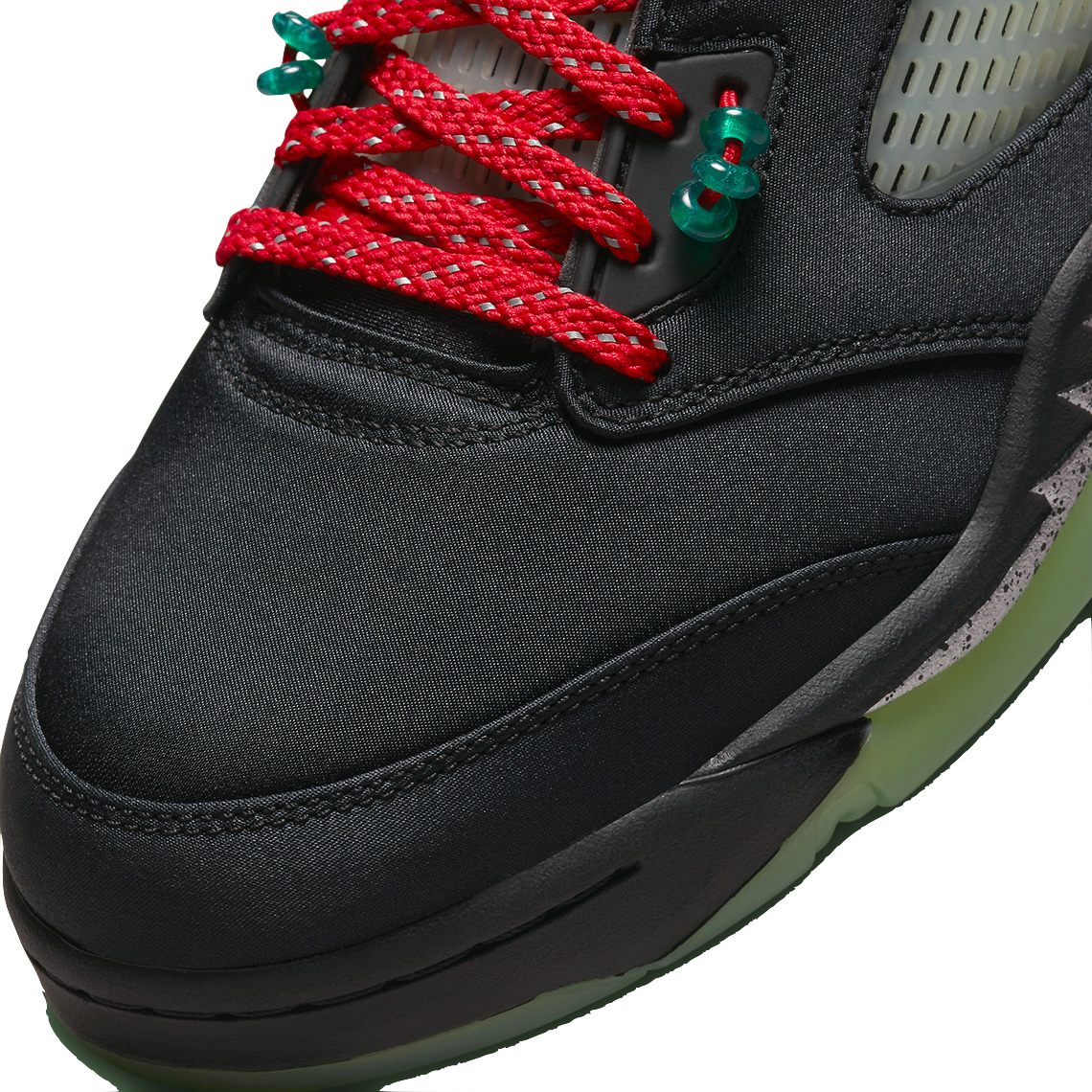 Jordan 5 Low CLOT — view 1