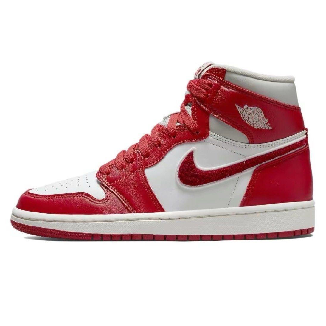 Nike Air Jordan 1 High OG "Newstalgia" — view 1